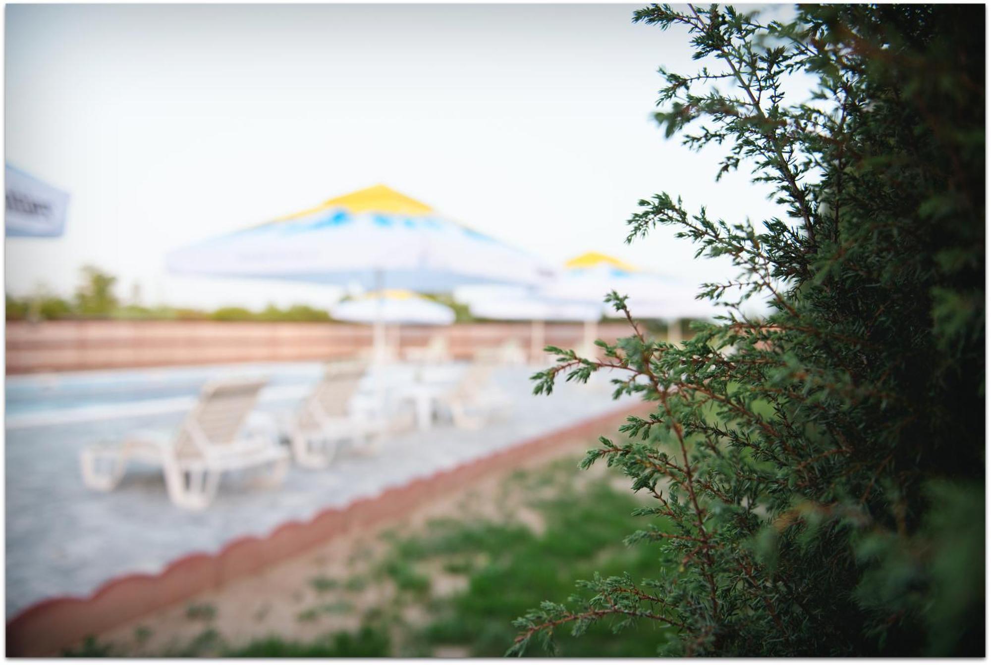 La Relian Hotel Partizanii ภายนอก รูปภาพ