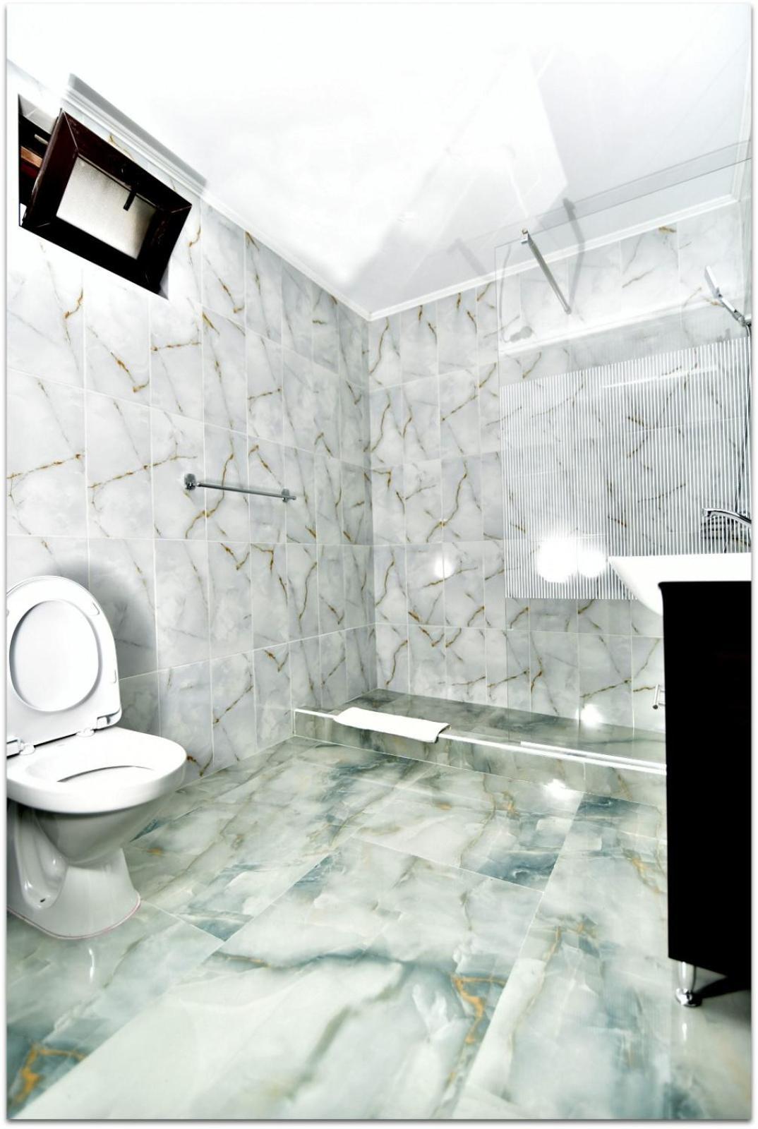 La Relian Hotel Partizanii ภายนอก รูปภาพ